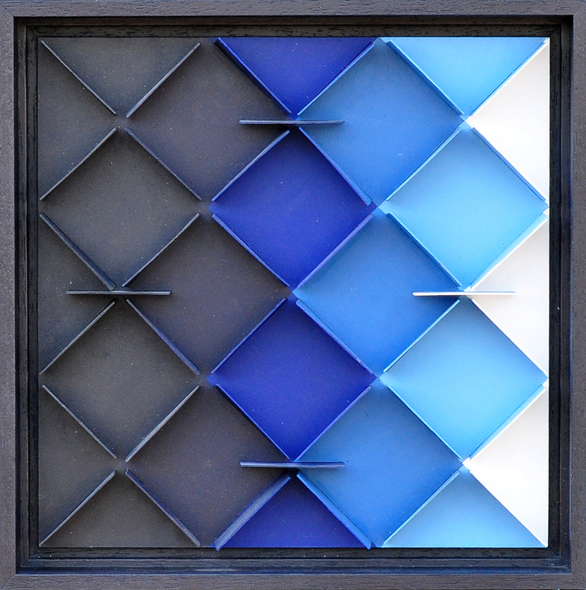 Charlotte Burgmans — Blue Box 3, vliegtuig triplex/acryl