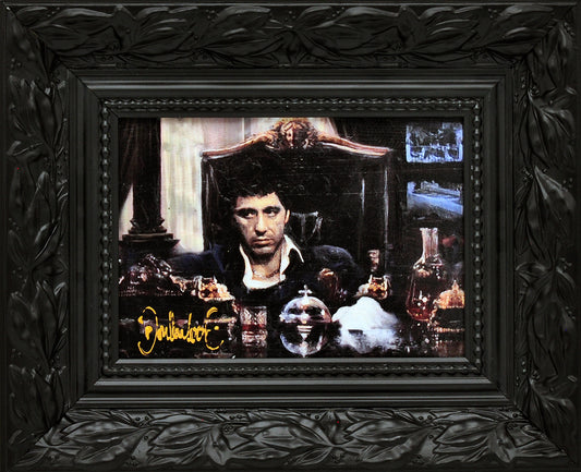 Peter Donkersloot — Scarface aan bureau (zwart baroklijst), ingeschilderd giclee op paneel