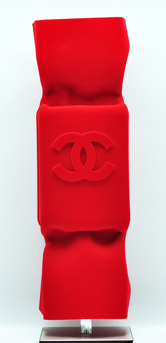 Ad van Hassel — Toffee L, Chanel, flock red, acrylaat