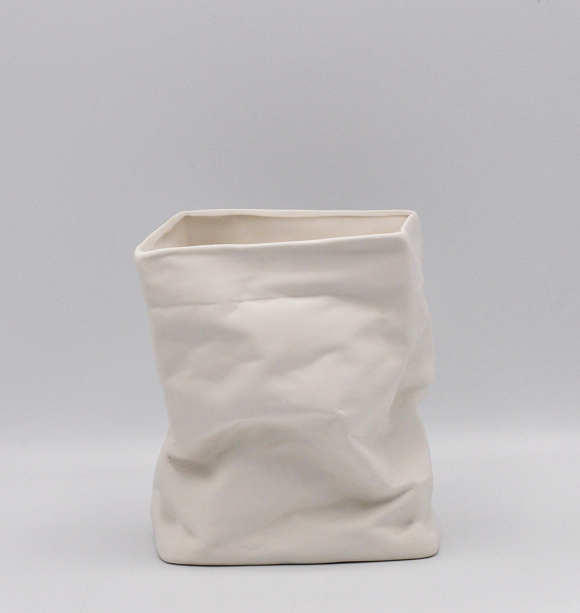 SERAX — Papierzak KIKI, L (Kiki van Eijk), porselein