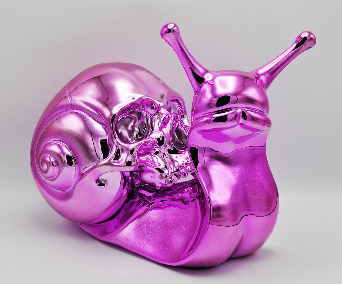 Caro Sofia — Skull Snail Pink, resin