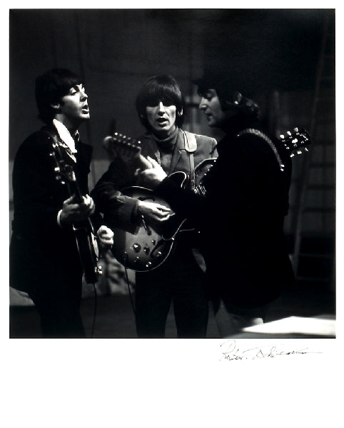 Robert Whitaker — Beatles at donmar hall 1965, photo